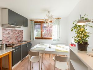 23379777-Ferienwohnung-2-Sibratsgfäll-300x225-1