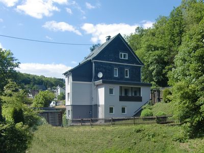 Wohnhaus (vom Tal aus gesehen)