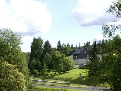 Das Tal im Sommer (vom Eingng aus gesehen)