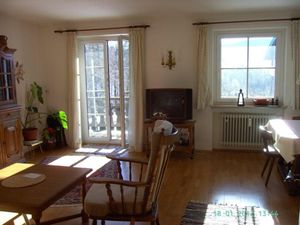 4784258-Ferienwohnung-5-Siegsdorf-300x225-4