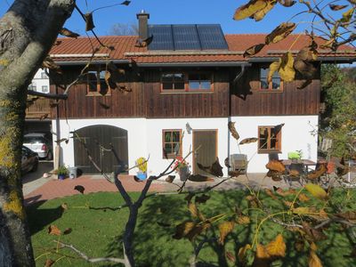 Hausansicht im Herbst