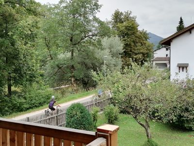 Traun-Alz-Radweg und Mozartradweg direkt vor der Haustür mit guter Anbindung ins Radwegenetz