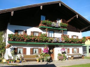 Ferienwohnung für 6 Personen (95 m²) in Siegsdorf