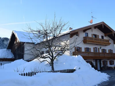 Hausansicht Winter