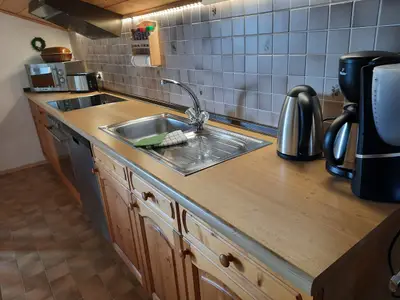 vielseitige Ausstattung in der Küche