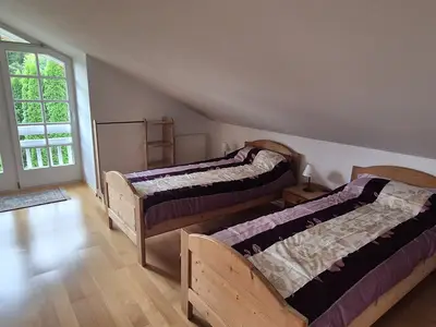Schlafzimmer 2