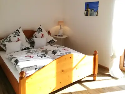 Schlafzimmer 2