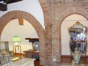 23048979-Ferienwohnung-8-Siena-300x225-1