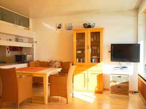 23871260-Ferienwohnung-3-Sierksdorf-300x225-2