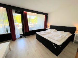 23871300-Ferienwohnung-2-Sierksdorf-300x225-1