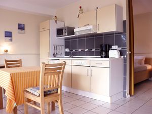 23884177-Ferienwohnung-2-Sierksdorf-300x225-3