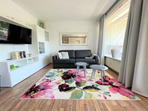 23873590-Ferienwohnung-4-Sierksdorf-300x225-3