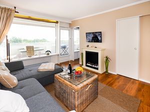 24037831-Ferienwohnung-4-Sierksdorf-300x225-2