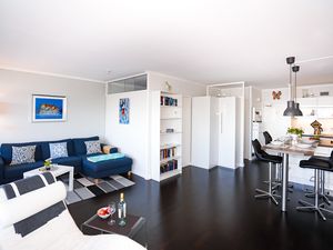 24044263-Ferienwohnung-4-Sierksdorf-300x225-2