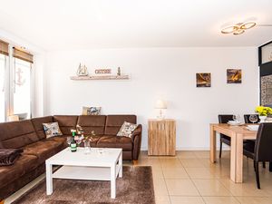 24044797-Ferienwohnung-4-Sierksdorf-300x225-4