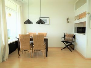 23871247-Ferienwohnung-3-Sierksdorf-300x225-5