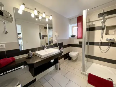 INSIDE, BATHROOM