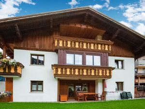 19337115-Ferienwohnung-4-Silbertal-300x225-1