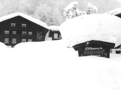 Außenseite Ferienhaus [Winter]