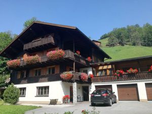 24049124-Ferienwohnung-4-Silbertal-300x225-2