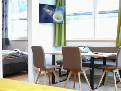 5E6B557B-D125-4AA4-AA9E-5F7E3BE2584A