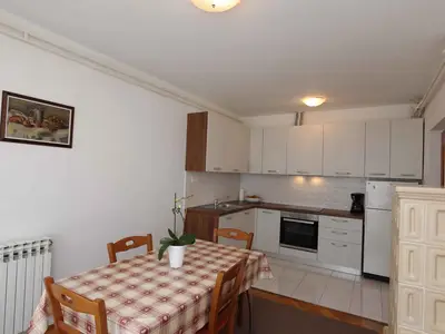 Ferienwohnung für 5 Personen (70 m²) in Šilo 9/10