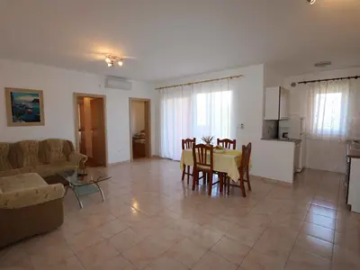 Ferienwohnung für 6 Personen (60 m²) in Šilo 9/10