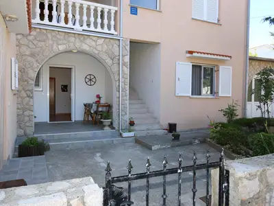 Ferienwohnung für 3 Personen (40 m²) in Šilo 2/10