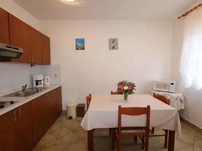 Ferienwohnung für 5 Personen (50 m²) in Šilo 6/10