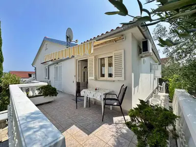 Ferienwohnung für 2 Personen (24 m²) in Šilo 1/10