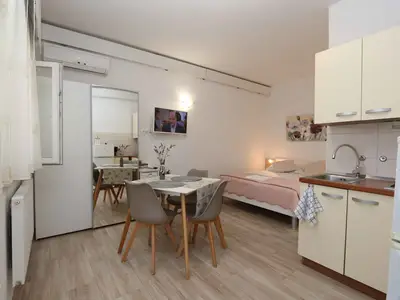 Ferienwohnung für 2 Personen (25 m²) in Šilo 6/10