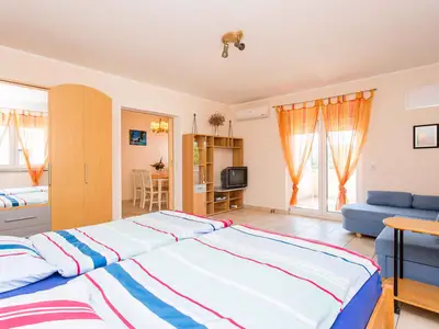 Ferienwohnung für 3 Personen (40 m²) in Šilo 1/10