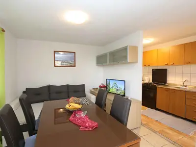 Ferienwohnung für 3 Personen (40 m²) in Šilo 6/10