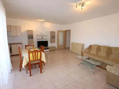 Ferienwohnung für 6 Personen (60 m²) in Šilo 1/10