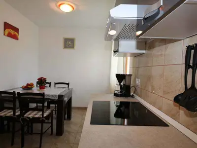 Ferienwohnung für 4 Personen (40 m²) in Šilo 9/10