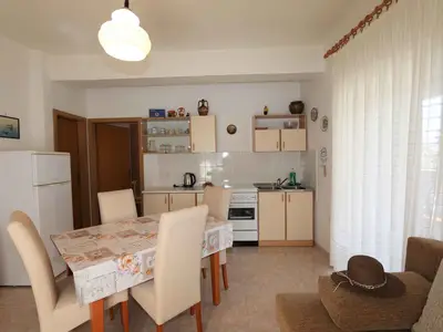 Ferienwohnung für 3 Personen (40 m²) in Šilo 8/10