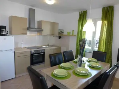 Ferienwohnung für 4 Personen (60 m²) in Šilo 6/10