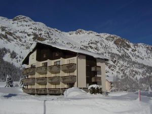 23517854-Ferienwohnung-4-Sils Maria-300x225-1