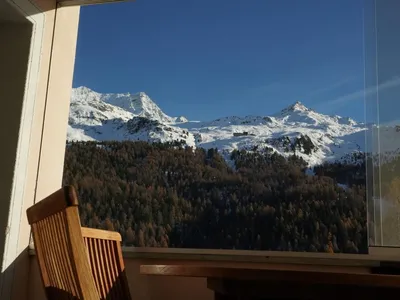 Blick vom Bett nach draussen