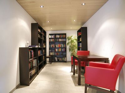 Lounge / Bibliothek