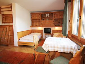 23718800-Ferienwohnung-2-Sils Segl Maria-300x225-2