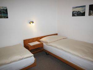 23718801-Ferienwohnung-4-Sils Segl Maria-300x225-5