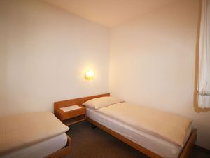 23718824-Ferienwohnung-4-Sils Segl Maria-300x225-5