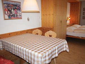 23781800-Ferienwohnung-2-Sils Segl Maria-300x225-1