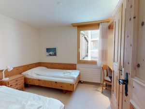 3208092-Ferienwohnung-4-Silvaplana-300x225-3