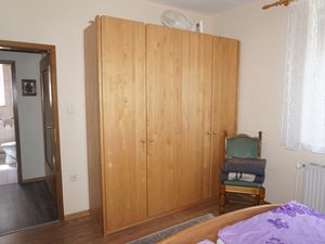 18362228-Ferienwohnung-4-Simmern-300x225-5