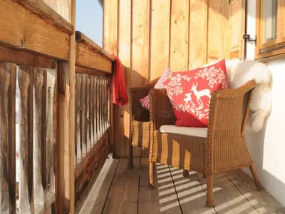 Sonnenplatz mit Bergblick