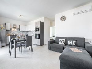 23939867-Ferienwohnung-5-Siniscola-300x225-4