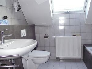 23953443-Ferienwohnung-3-Sinntal-300x225-5