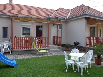 Ferienwohnung für 4 Personen (88 m²) in Siófok 1/10